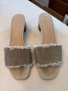 Pelle Moda low heeled flats